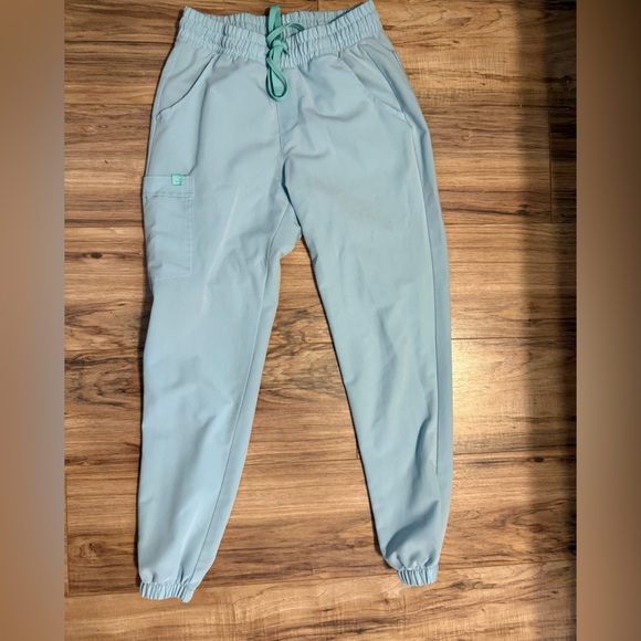 Grade Malade Light Blue Scrub set XS - Picture 4 of 6